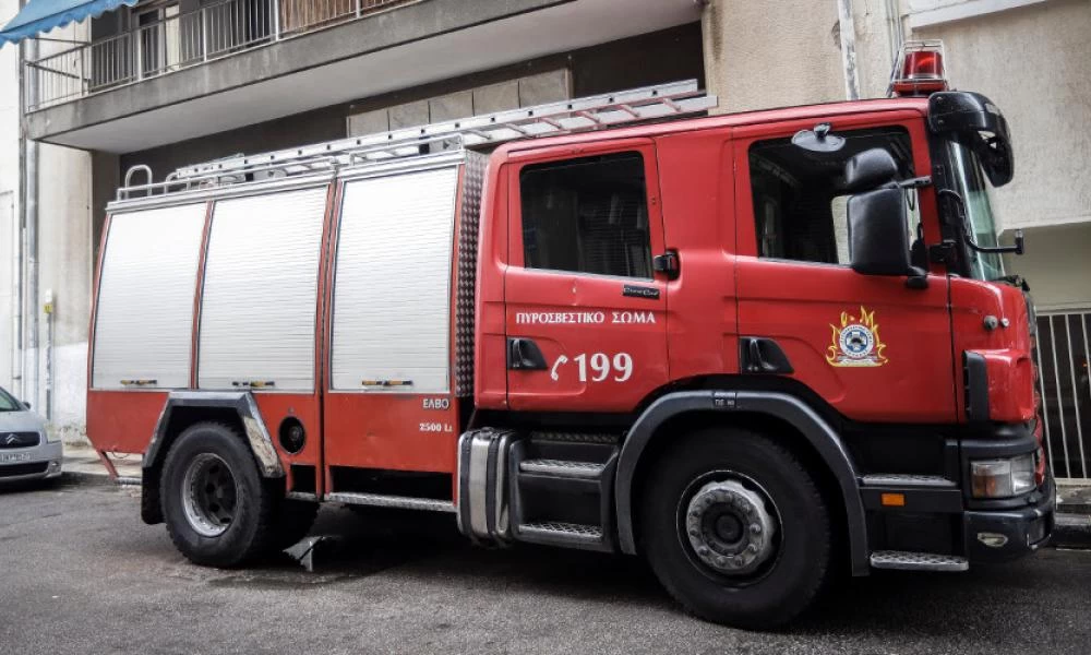 Έκρηξη σε διαμέρισμα στη Λιοσίων – Τραυματίστηκε ηλικιωμένη